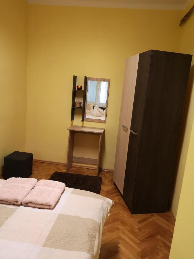 Veva Apartman - Eger Maganszallashely المظهر الخارجي الصورة