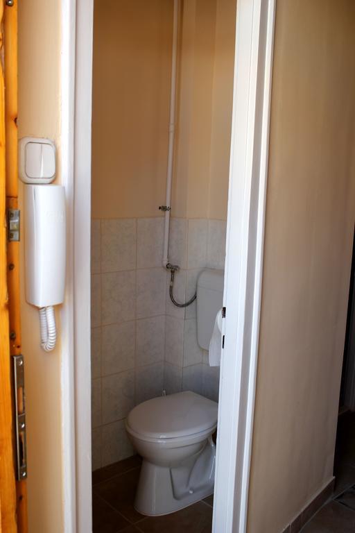 Veva Apartman - Eger Maganszallashely المظهر الخارجي الصورة