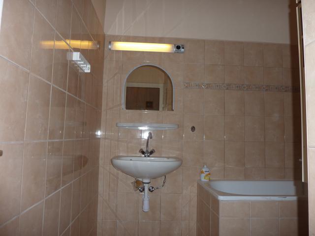 Veva Apartman - Eger Maganszallashely المظهر الخارجي الصورة
